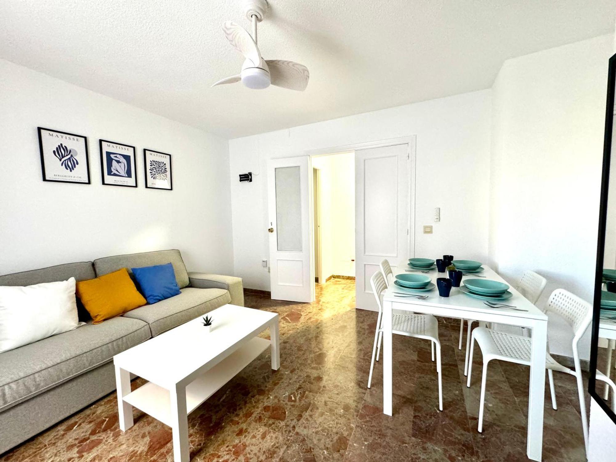 Beautiful & Sunny Apartment Málaga Buitenkant foto