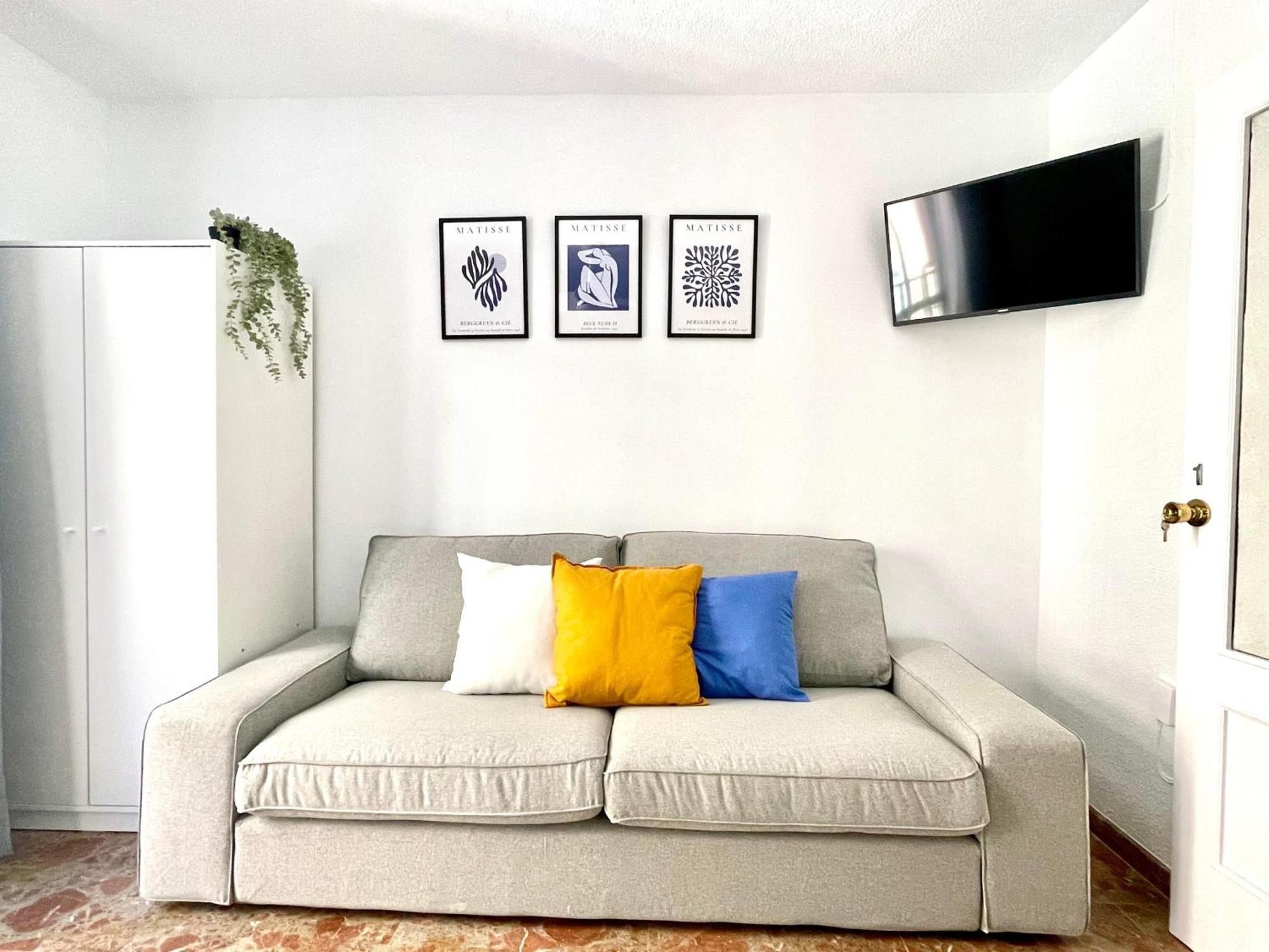 Beautiful & Sunny Apartment Málaga Buitenkant foto